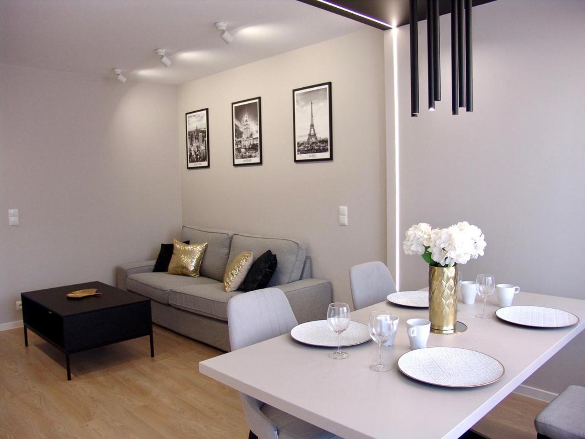 Zb Apartment Beige Пекары-Слёнске Экстерьер фото